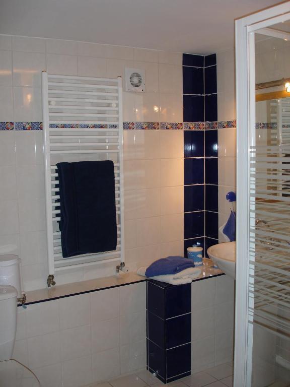 Domaine De La Grange Neuve Hotel La Roque-sur-Pernes Room photo